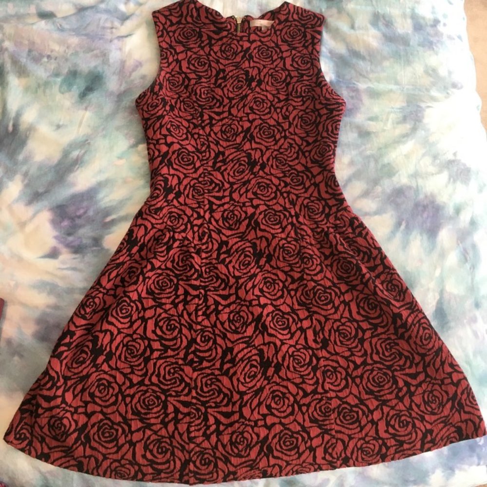 Forever 21 Rose Pattern Dress